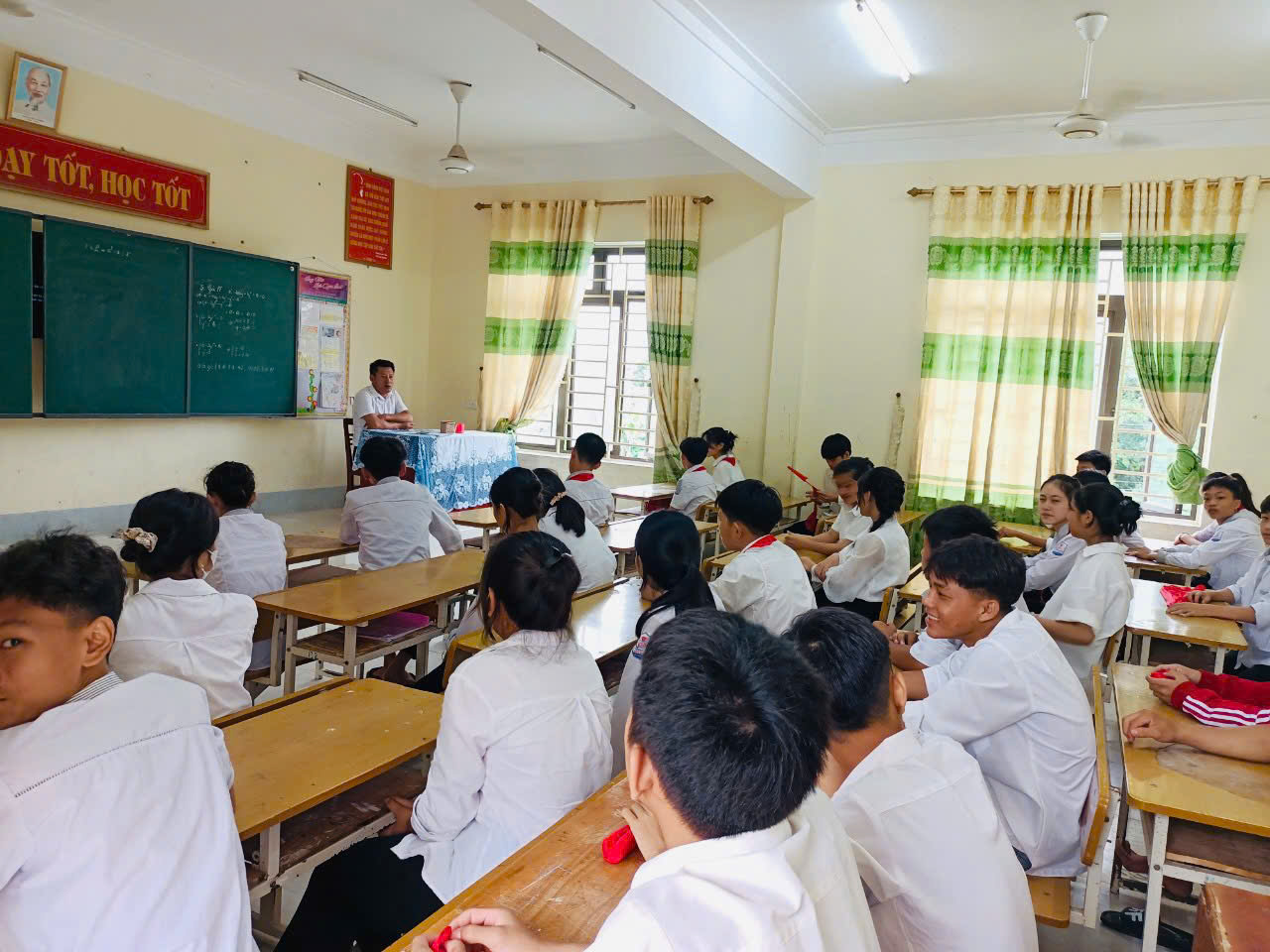 gen h HĐ DẠY HỌC 20 11