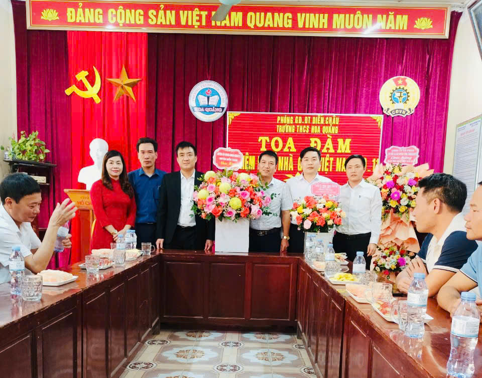 gen n HUYỆN CM NGÀY 20 11